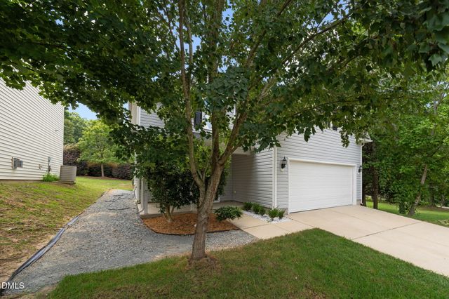 6620 Summer Grove Street, Raleigh, NC 27610