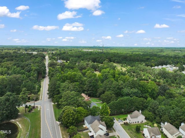 6620 Summer Grove Street, Raleigh, NC 27610