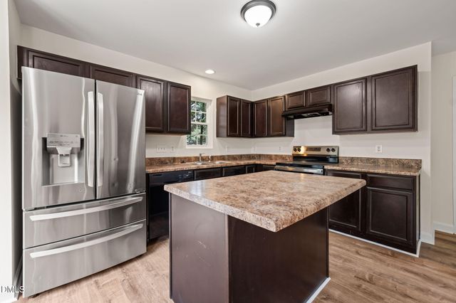 6620 Summer Grove Street, Raleigh, NC 27610