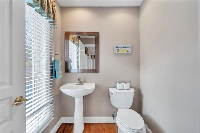 230 Sterling CIR, Union Hall, VA 24176