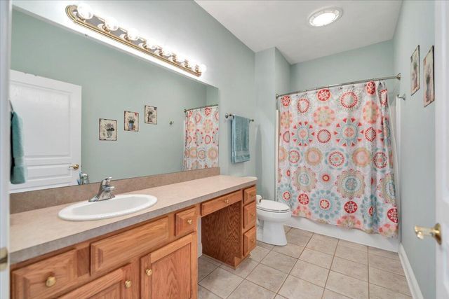 230 Sterling CIR, Union Hall, VA 24176