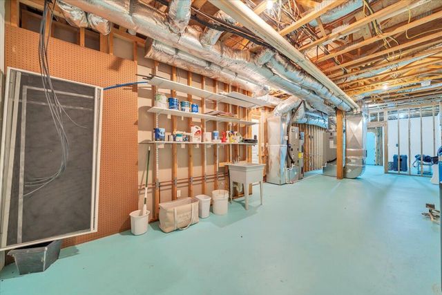 230 Sterling CIR, Union Hall, VA 24176