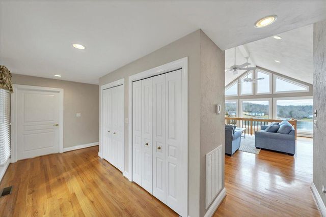 230 Sterling CIR, Union Hall, VA 24176