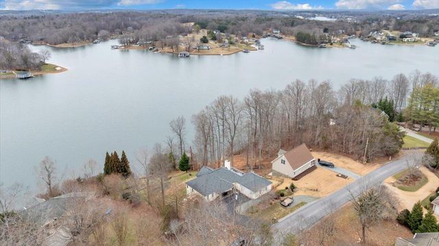 230 Sterling CIR, Union Hall, VA 24176