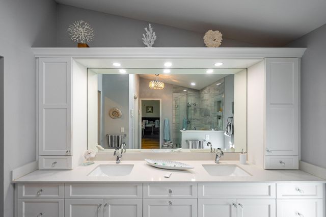 8789 SE Woodwind Street, Hobe Sound, FL 33455