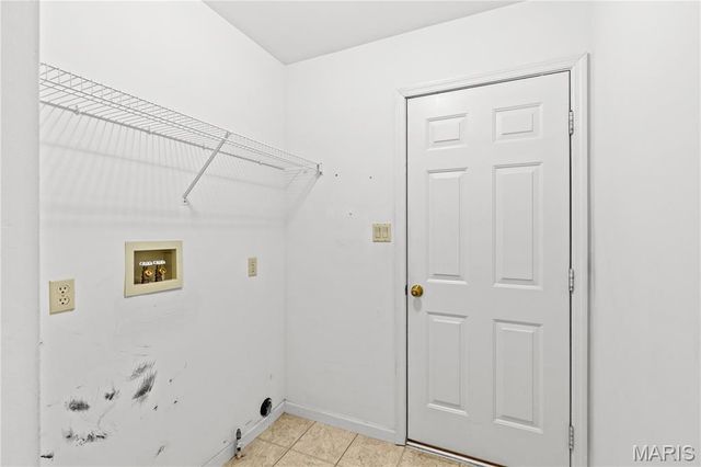 3044 Oakmont Court 9C, St Charles, MO 63301