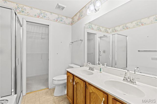 3044 Oakmont Court 9C, St Charles, MO 63301