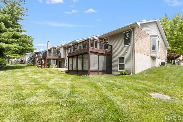 3044 Oakmont Court 9C, St Charles, MO 63301