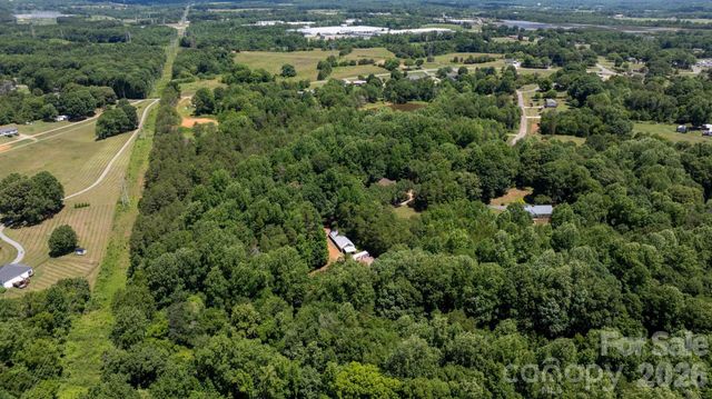 4093 Fairview Drive, Maiden, NC 28650