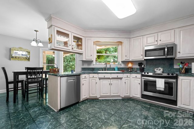 4093 Fairview Drive, Maiden, NC 28650