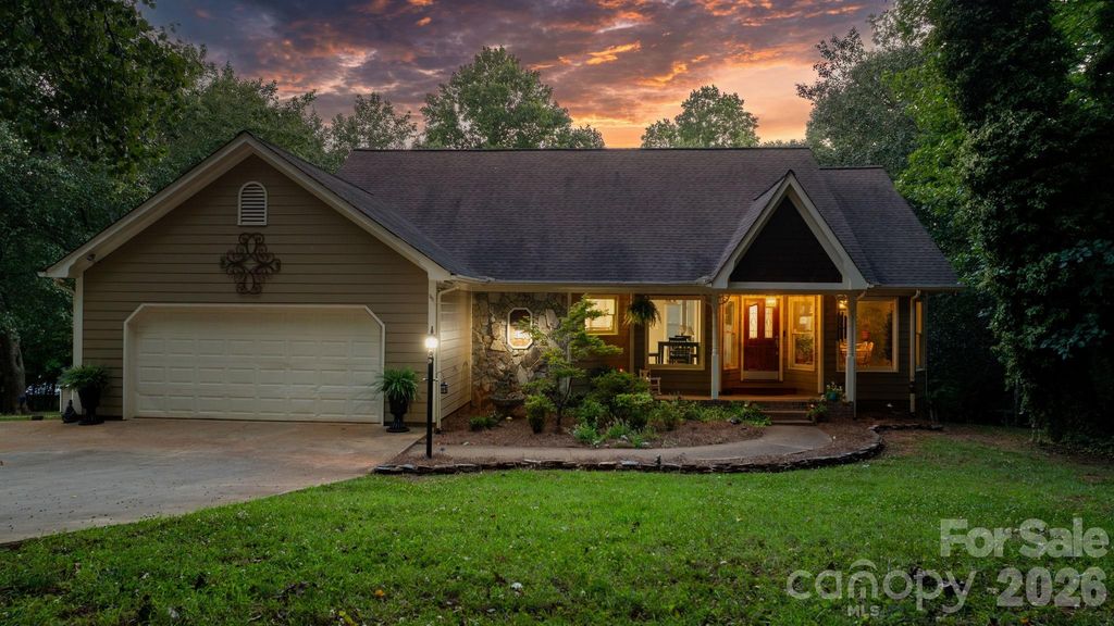 4093 Fairview Drive, Maiden, NC 28650