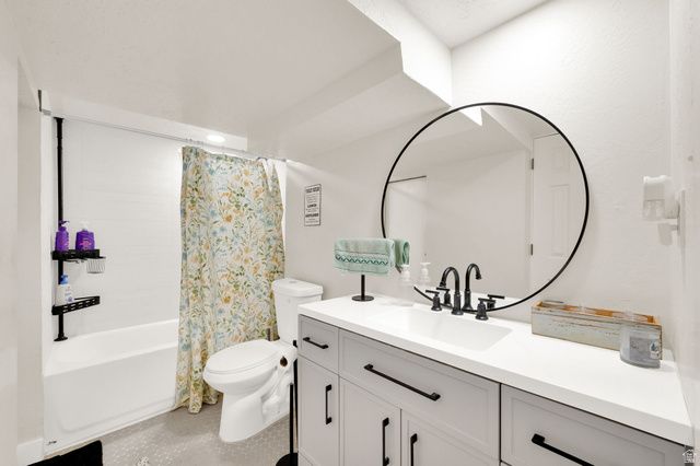 55 E DIAMOND ST, Layton, UT 84041