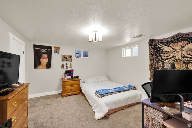 55 E DIAMOND ST, Layton, UT 84041