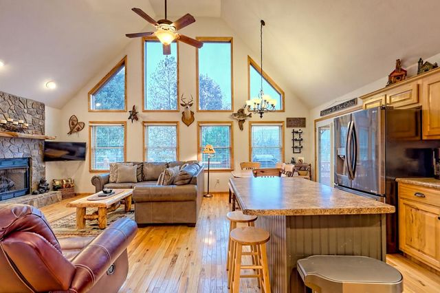 36 Prairie Xing, Murphy, NC 28906