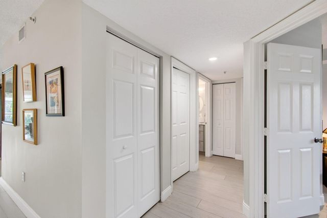 5746 CRYSTAL SHORES Drive 303, Boynton Beach, FL 33437