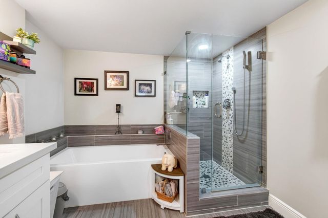 5746 CRYSTAL SHORES Drive 303, Boynton Beach, FL 33437