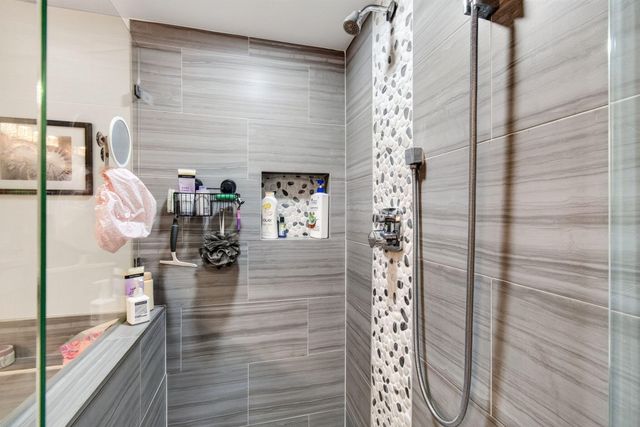 5746 CRYSTAL SHORES Drive 303, Boynton Beach, FL 33437