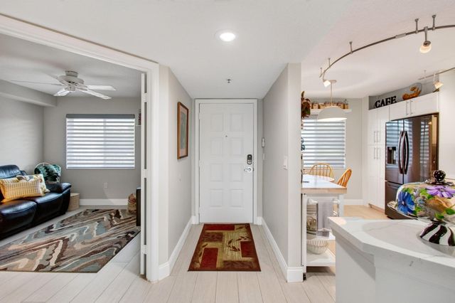 5746 CRYSTAL SHORES Drive 303, Boynton Beach, FL 33437
