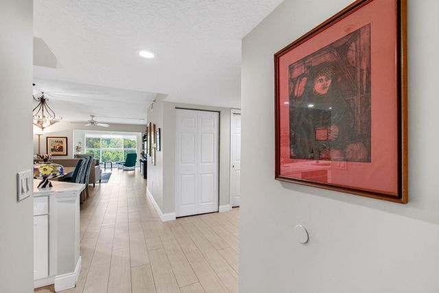 5746 CRYSTAL SHORES Drive 303, Boynton Beach, FL 33437
