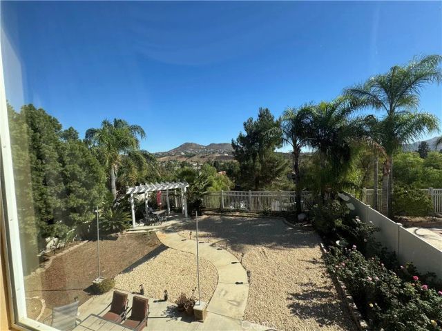 1045 La Marillo Circle, Corona, CA 92879