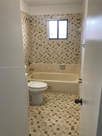 8420 SW 133rd Ave Rd 422, Miami, FL 33183