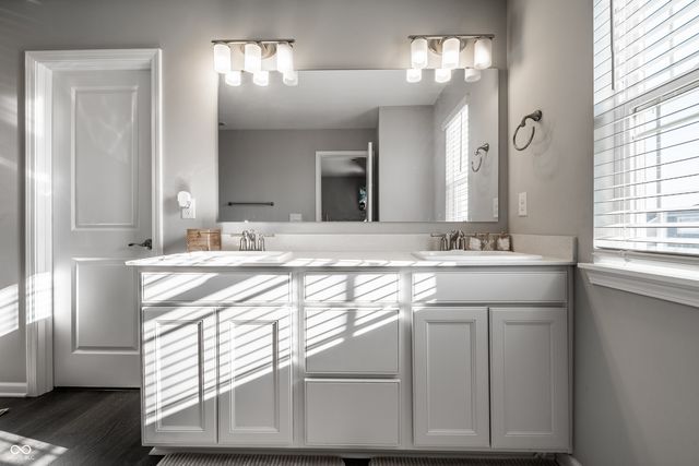 2598 Lamar Drive, Whitestown, IN 46075