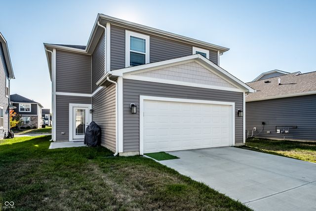 2598 Lamar Drive, Whitestown, IN 46075