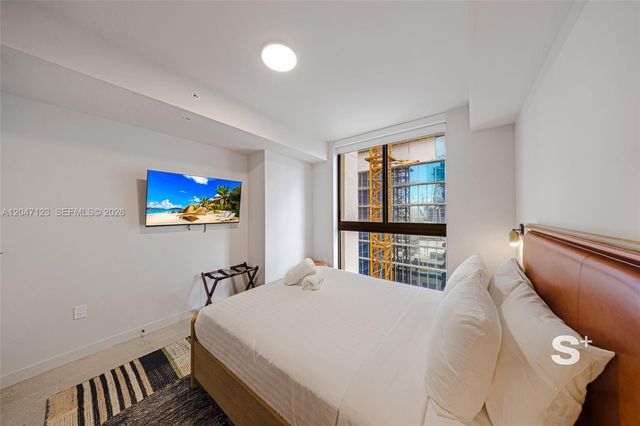 11 NE 6th Street 2307, Miami, FL 33132