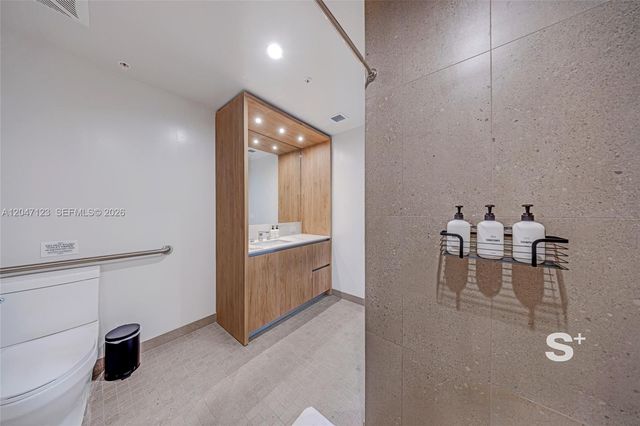 11 NE 6th Street 2307, Miami, FL 33132