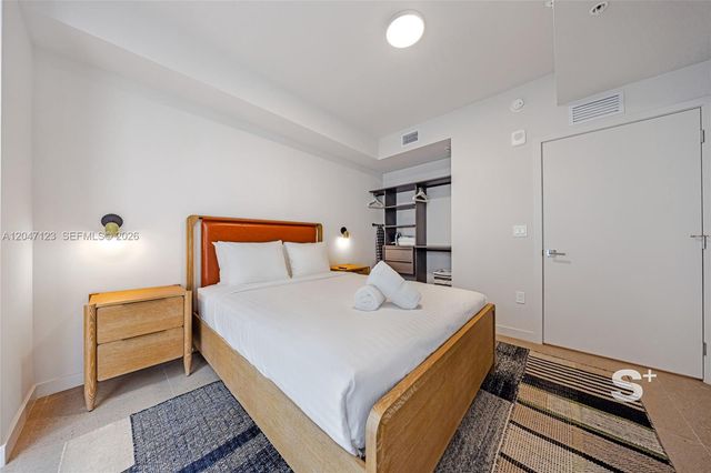 11 NE 6th Street 2307, Miami, FL 33132