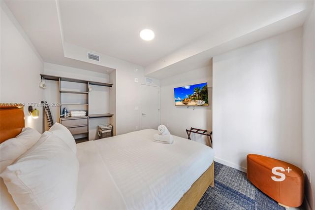 11 NE 6th Street 2307, Miami, FL 33132