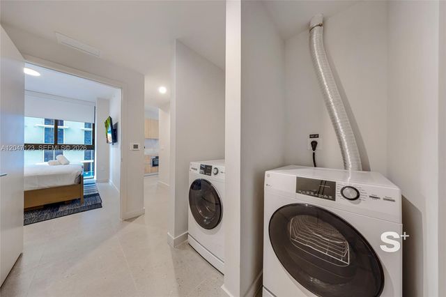11 NE 6th Street 2307, Miami, FL 33132