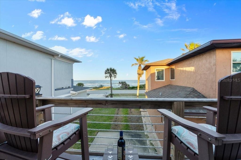 Image 22 of property listing at 3580 OCEAN SHORE BOULEVARD, Ormond Beach, FL 32176