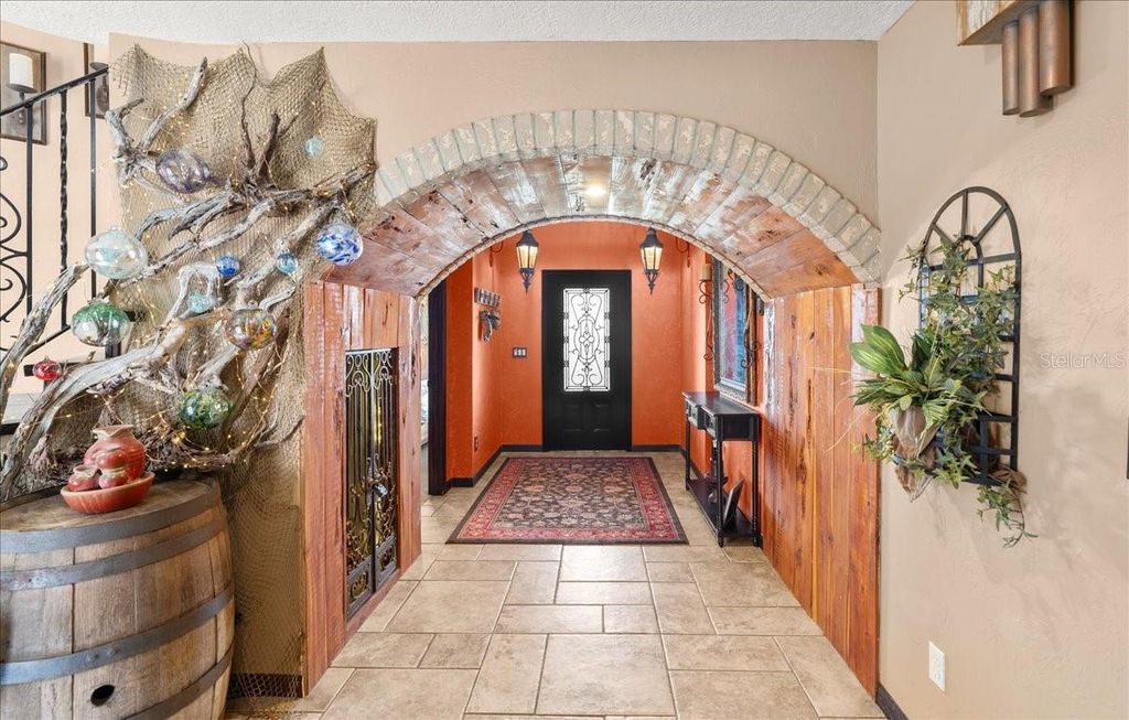 Image 28 of property listing at 3580 OCEAN SHORE BOULEVARD, Ormond Beach, FL 32176