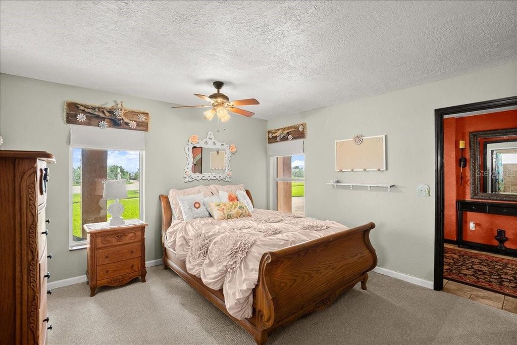 Image 37 of property listing at 3580 OCEAN SHORE BOULEVARD, Ormond Beach, FL 32176