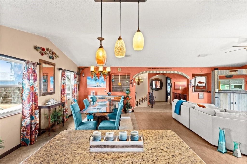 Image 52 of property listing at 3580 OCEAN SHORE BOULEVARD, Ormond Beach, FL 32176