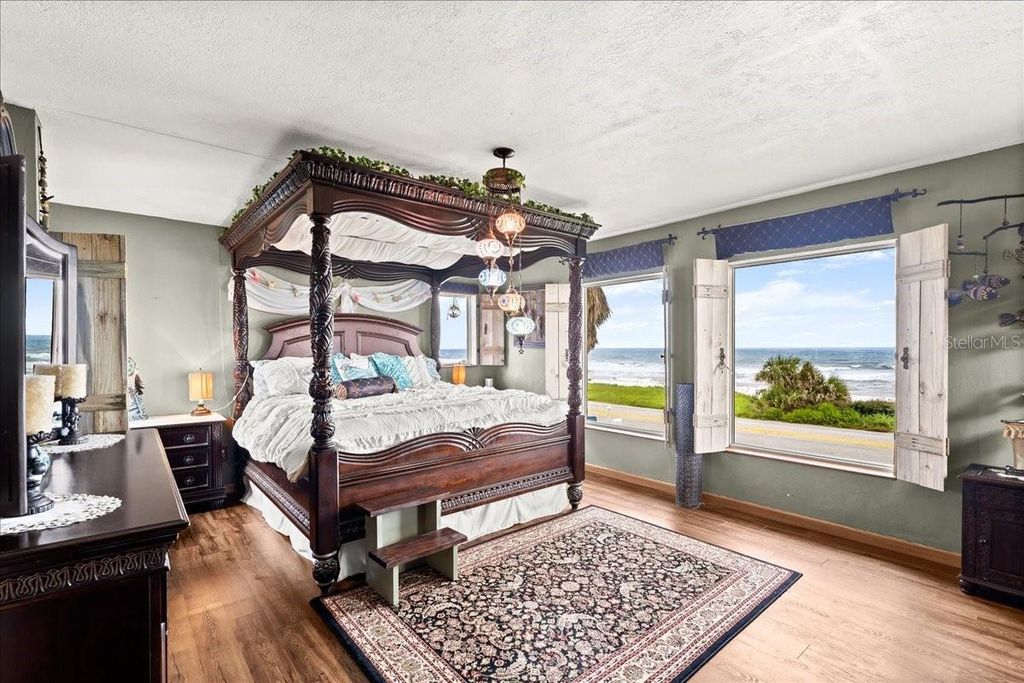 Image 58 of property listing at 3580 OCEAN SHORE BOULEVARD, Ormond Beach, FL 32176