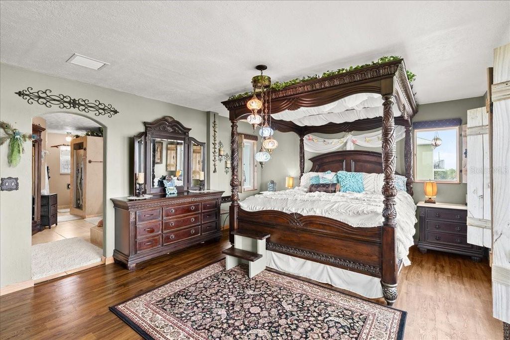 Image 59 of property listing at 3580 OCEAN SHORE BOULEVARD, Ormond Beach, FL 32176