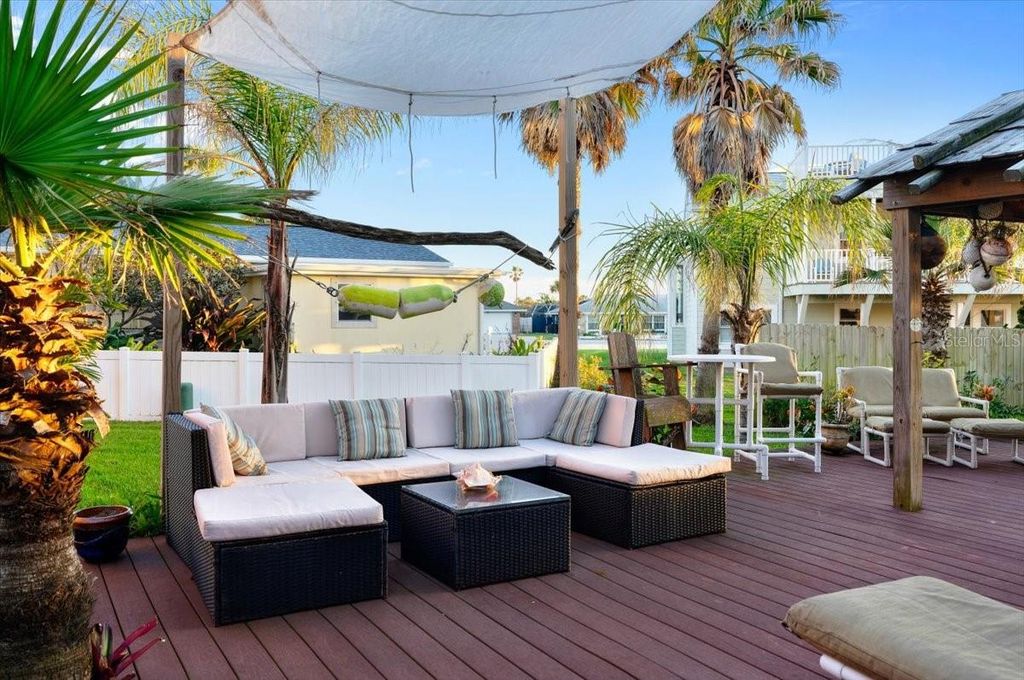 Image 75 of property listing at 3580 OCEAN SHORE BOULEVARD, Ormond Beach, FL 32176