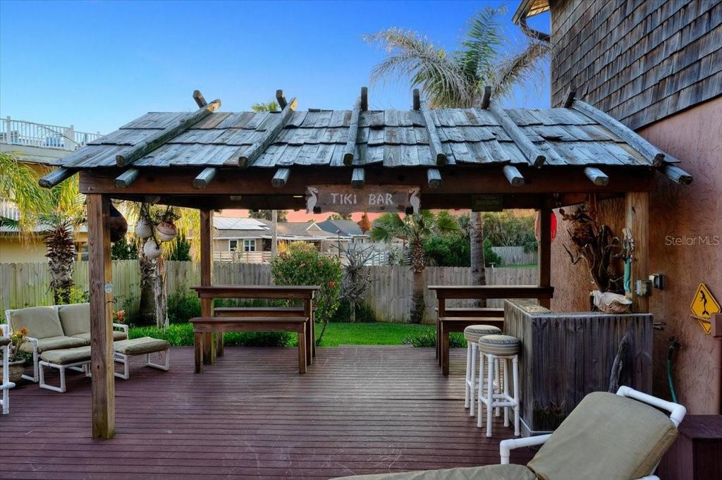 Image 77 of property listing at 3580 OCEAN SHORE BOULEVARD, Ormond Beach, FL 32176