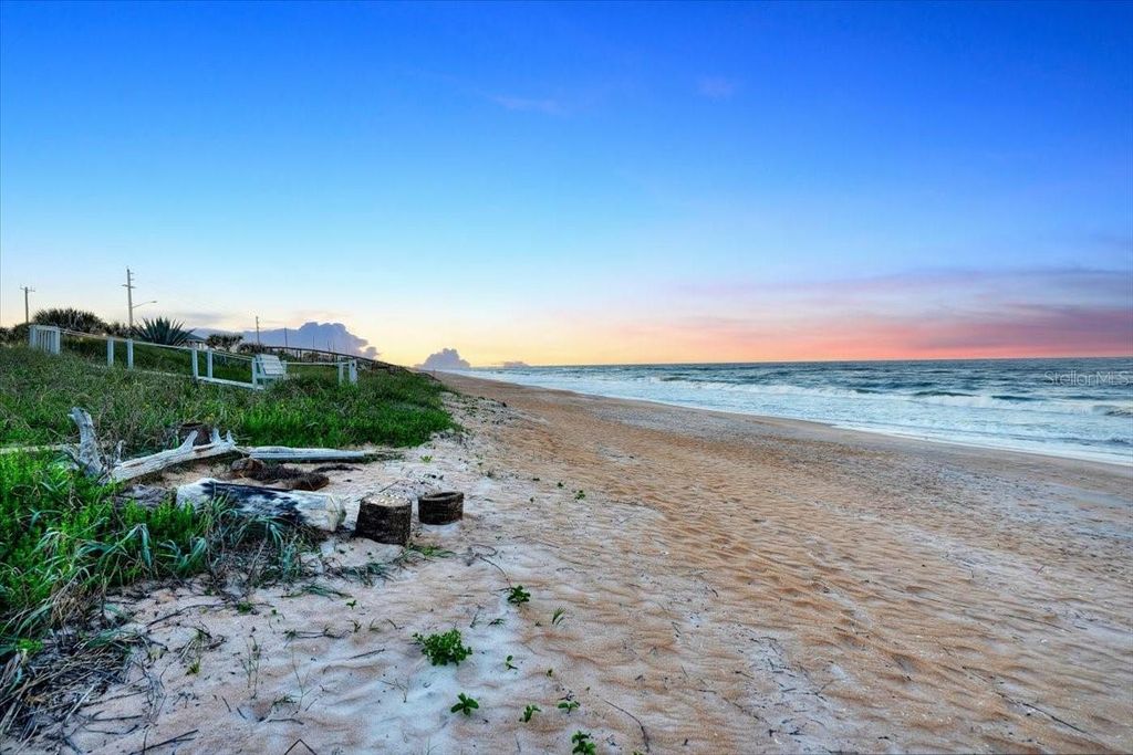 Image 90 of property listing at 3580 OCEAN SHORE BOULEVARD, Ormond Beach, FL 32176