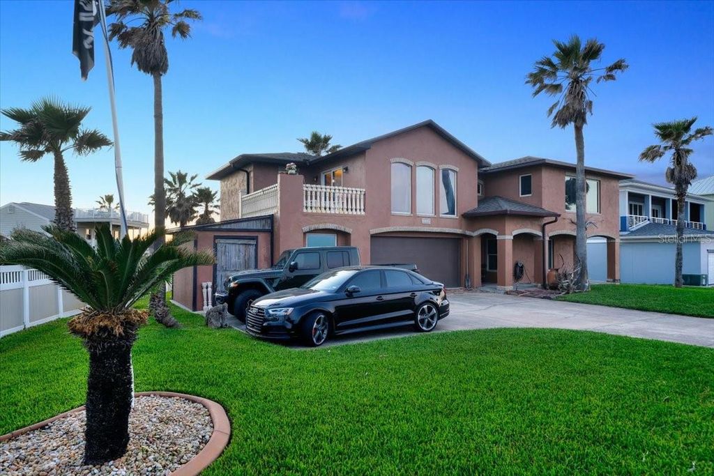 Image 97 of property listing at 3580 OCEAN SHORE BOULEVARD, Ormond Beach, FL 32176