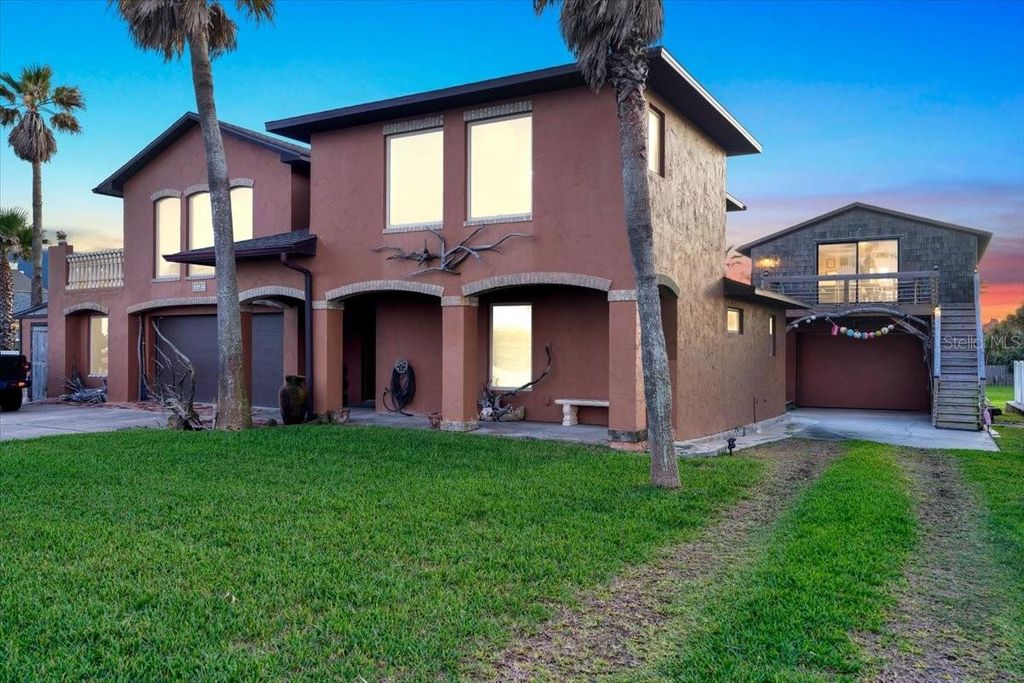 Image 98 of property listing at 3580 OCEAN SHORE BOULEVARD, Ormond Beach, FL 32176