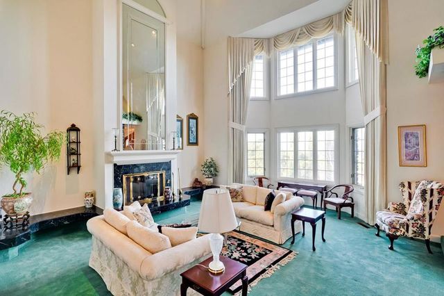 21697 Rainbow Drive, Cupertino, CA 95014