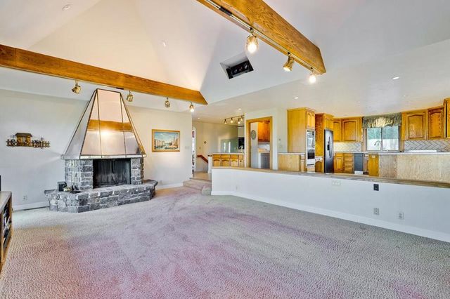 21697 Rainbow Drive, Cupertino, CA 95014