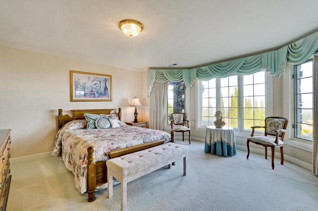 21697 Rainbow Drive, Cupertino, CA 95014