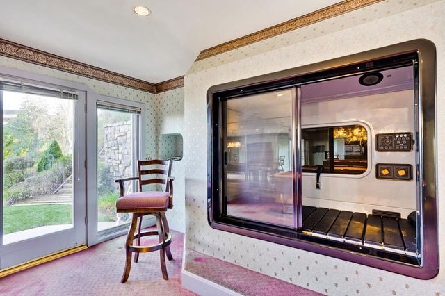 21697 Rainbow Drive, Cupertino, CA 95014