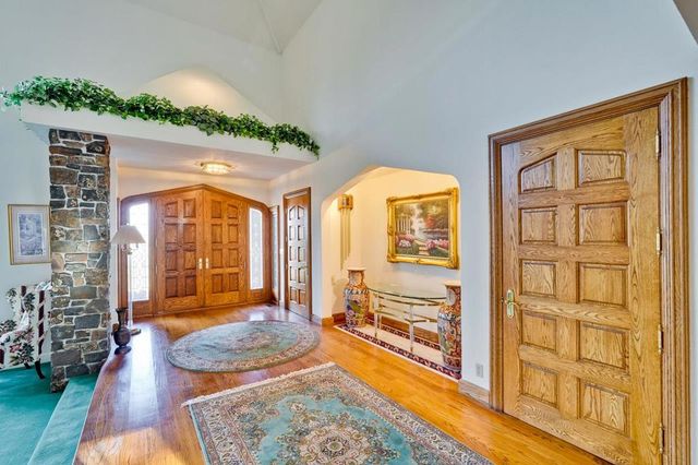 21697 Rainbow Drive, Cupertino, CA 95014