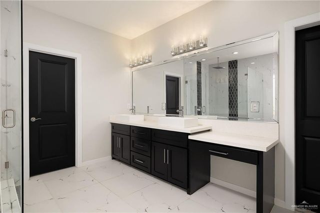 1706 Lago Michigan, Edinburg, TX 78542