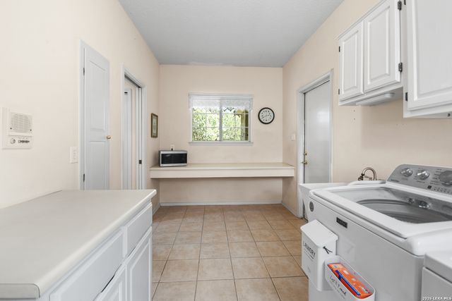 8519 ALYDAR CIR, Boerne, TX 78015